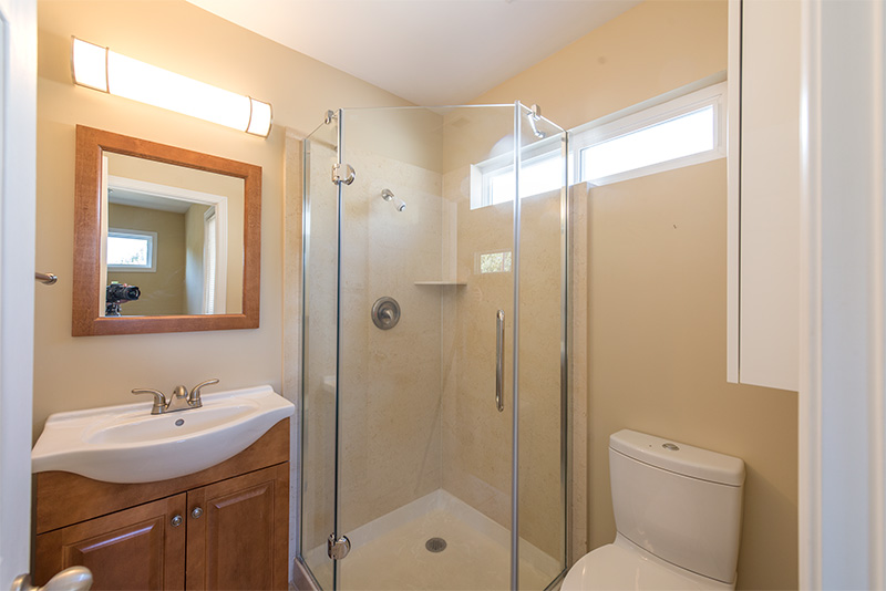 Bathroom 3 (A) picture - 3776 La Donna Ave, Palo Alto 94306