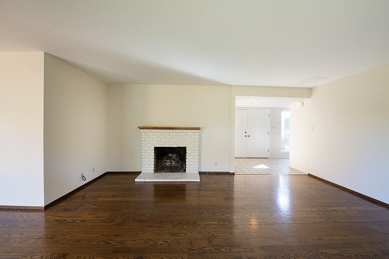 Living Room (C) picture - 840 La Para Ave, Palo Alto 94306