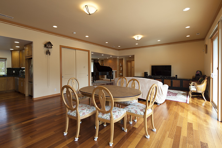 Dining Area (A) Picture - 1806 Mark Twain St, Palo Alto 94303 Dining Area (A) picture - 1806 Mark Twain St, Palo Alto 94303