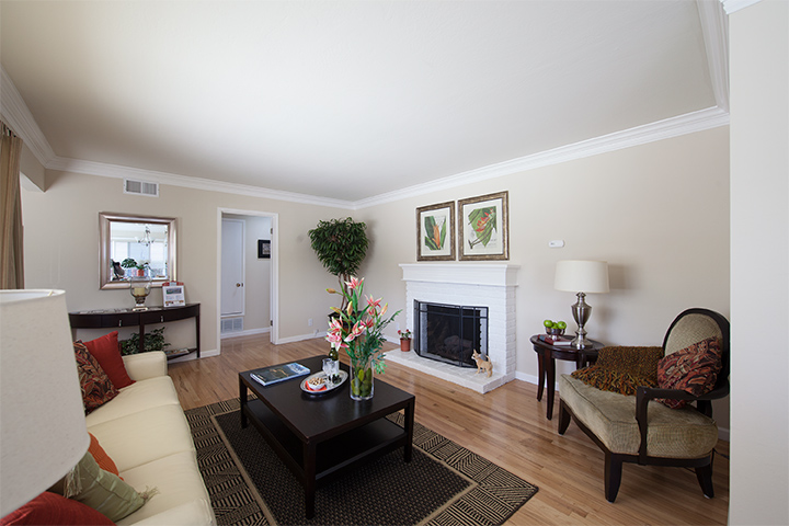 Living Room (B) picture - 4897 Miramar Ave, San Jose 95129