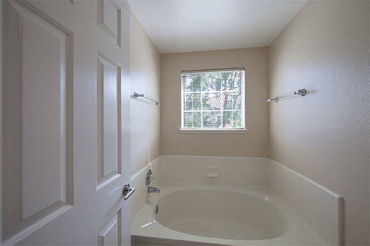 Master Bath (B) Picture - 1262 Oregold Pl, San Jose 95131 Master Bath (B) picture - 1262 Oregold Pl, San Jose 95131