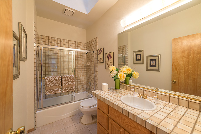 Bathroom 2 (A) Picture - 1705 Orr Ct, Los Altos 94024 Bathroom 2 (A) picture - 1705 Orr Ct, Los Altos 94024