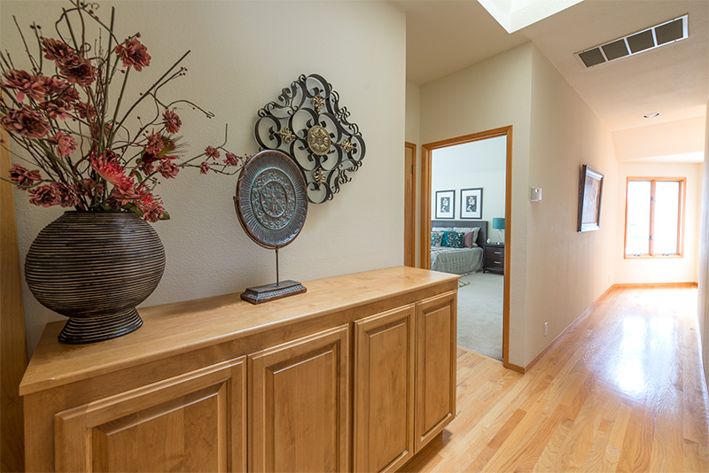 Hallway (A) picture - 1705 Orr Ct, Los Altos 94024