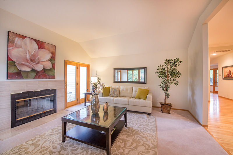 Living Room (C) picture - 1705 Orr Ct, Los Altos 94024