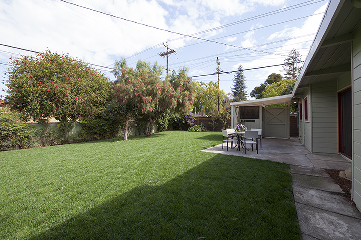 Back Yard picture - 3545 Ramona St, Palo Alto 94306