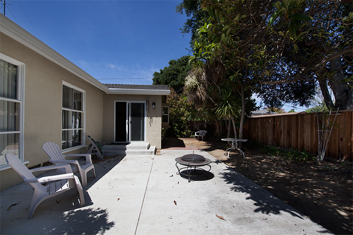 Backyard (A) Picture - 934 S Wolfe Ave, Sunnyvale 94086 Backyard (A) picture - 934 S Wolfe Ave, Sunnyvale 94086
