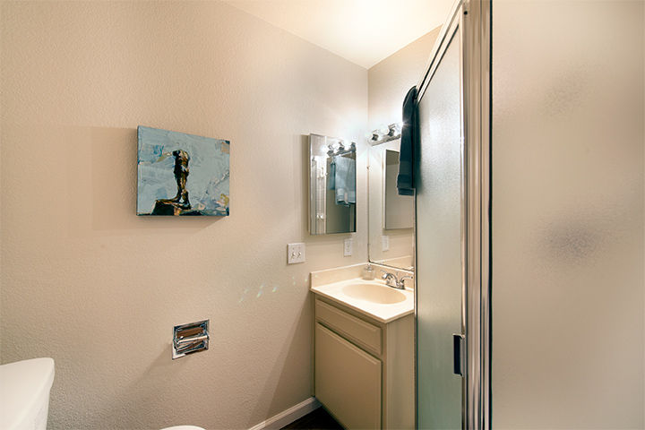 Bath Room 2 (A) picture - 2140 Santa Cruz Ave E110, Menlo Park 94025