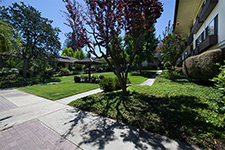 Menlo Park Real Estate - 2140 Santa Cruz Ave