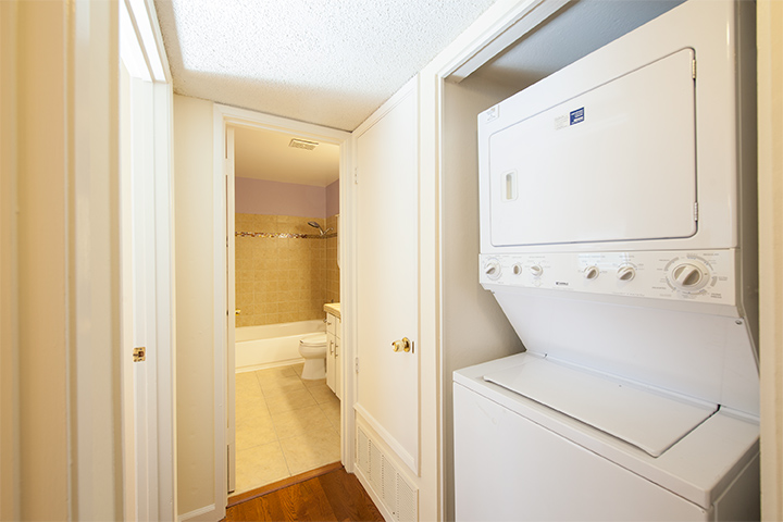 Laundry picture - 2468 W Bayshore Rd, Unit 7, Palo Alto 94303