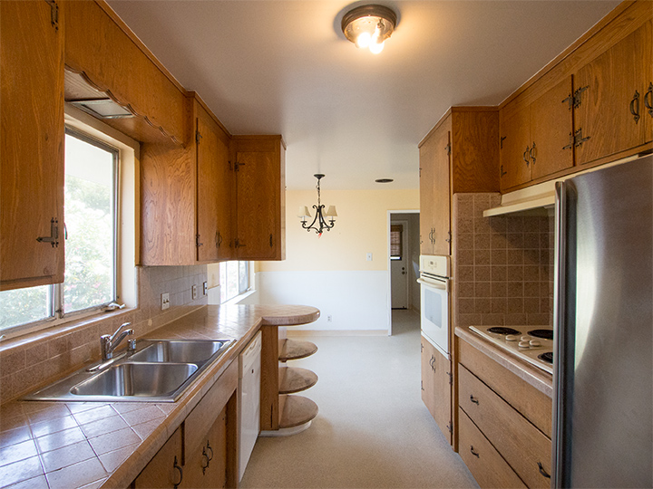 Kitchen picture - 2264 Yale St, Palo Alto 94306
