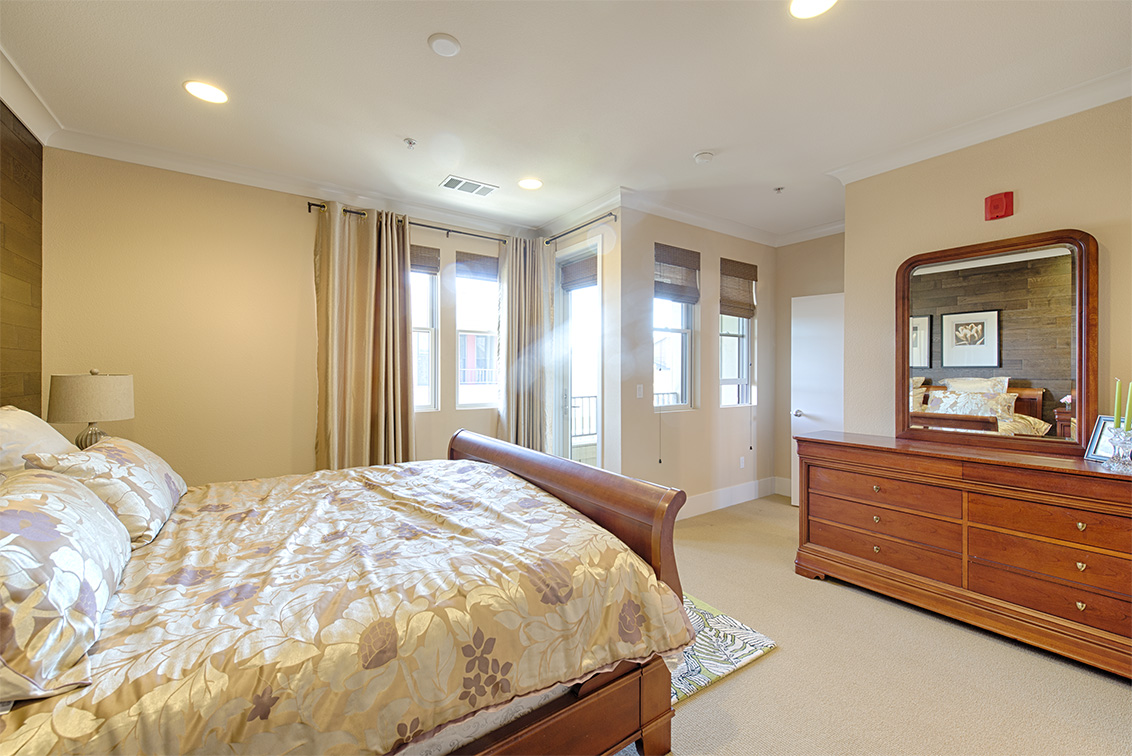 Master Bedroom picture - 860 Altaire Walk, Palo Alto 94303