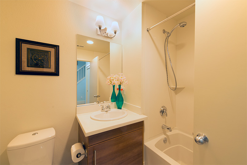 Bathroom 3 picture - 893 Altaire Walk, Unit 102, Palo Alto 94303