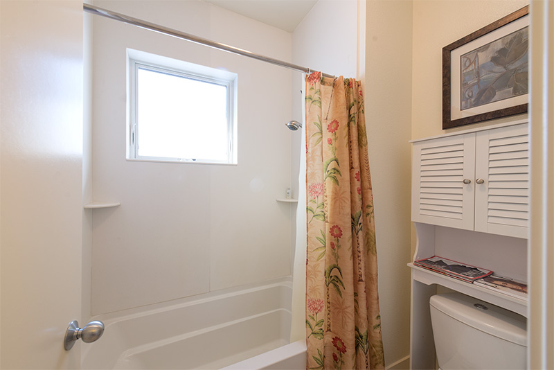 Master Bath picture - 893 Altaire Walk, Unit 102, Palo Alto 94303