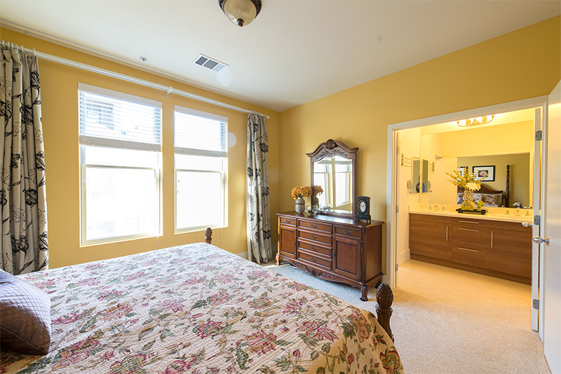 Master Bedroom picture - 893 Altaire Walk, Unit 102, Palo Alto 94303