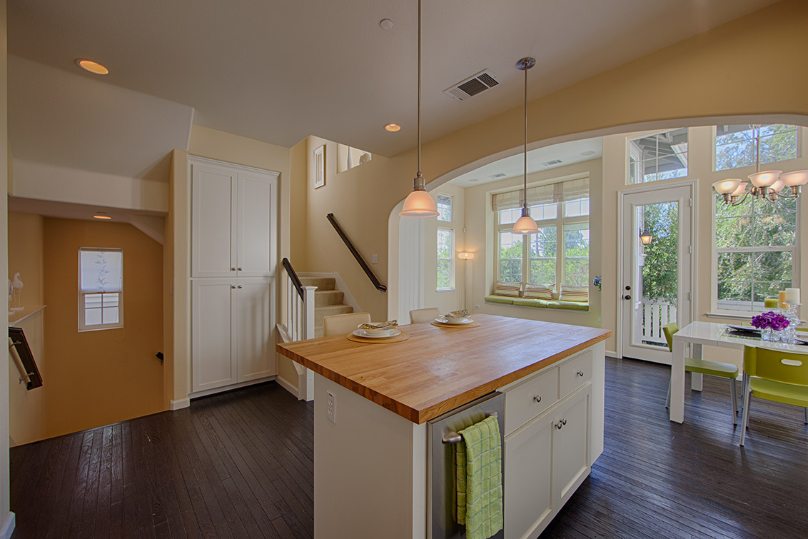 Kitchen (F) picture - 40207 Antigua Rose Ter, Fremont 94538