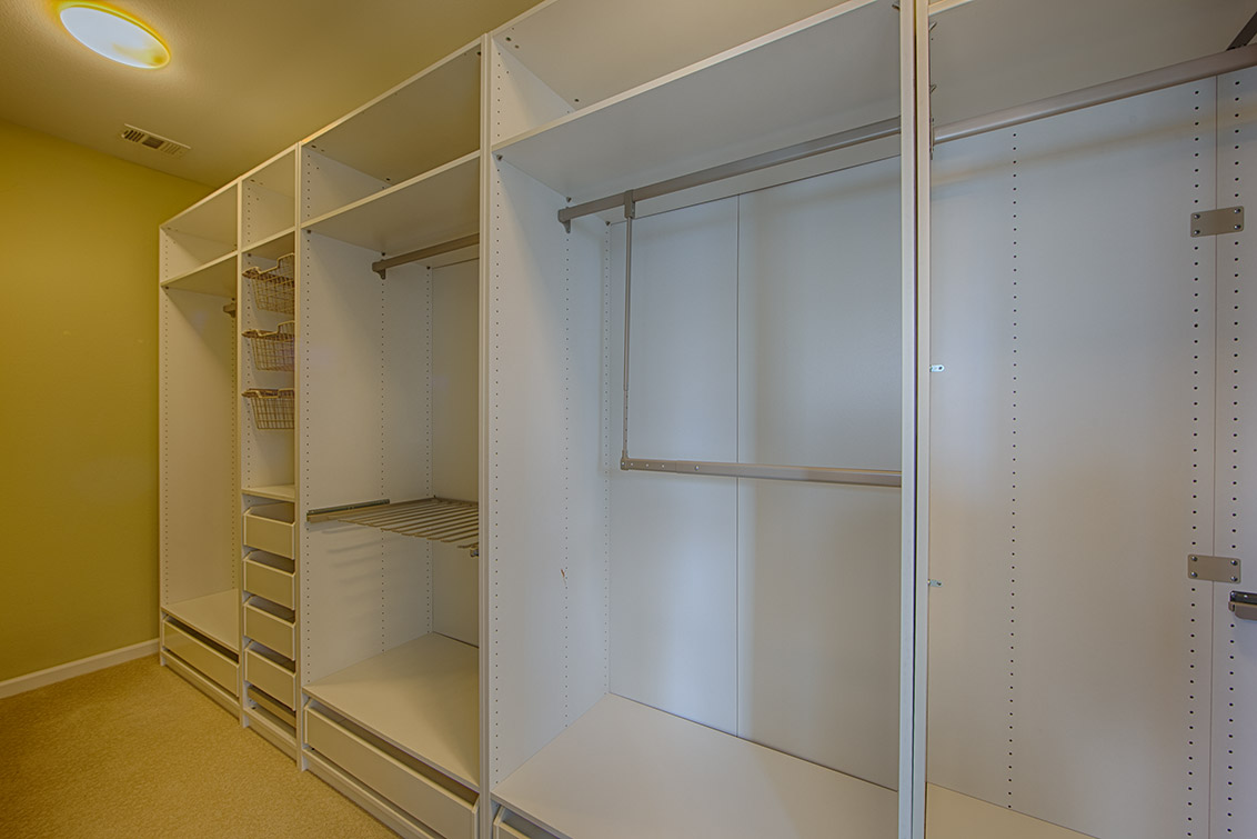 Master Closet (A) Picture - 40207 Antigua Rose Ter, Fremont 94538 Master Closet (A) picture - 40207 Antigua Rose Ter, Fremont 94538