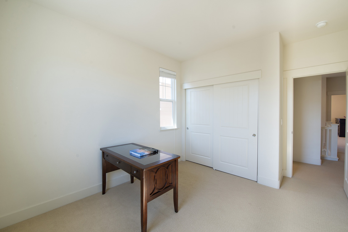 Bedroom 2 (B) picture - 223 Bayberry Cir, Pacifica 94044