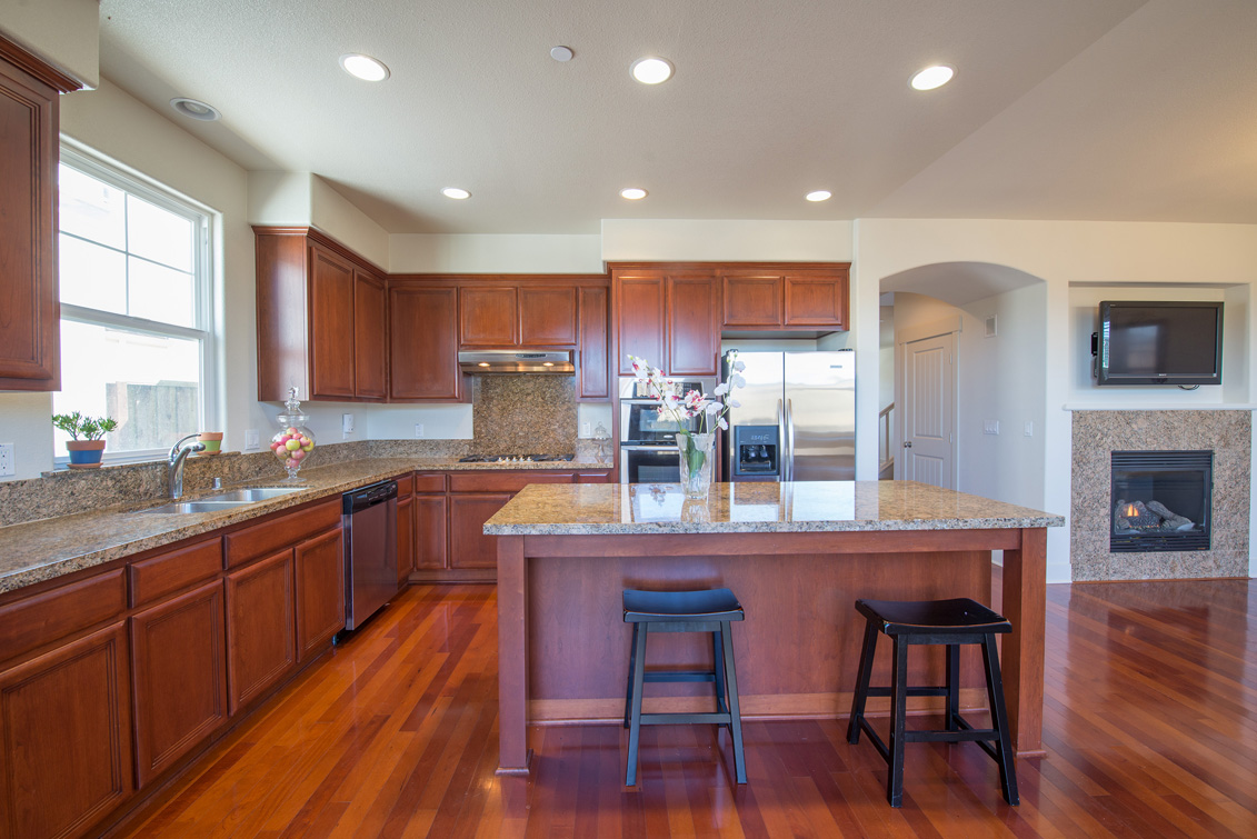 Kitchen Dining (B) Picture - 223 Bayberry Cir, Pacifica 94044 Kitchen Dining (B) picture - 223 Bayberry Cir, Pacifica 94044