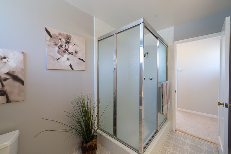 Bathroom 1 (B) picture - 3320 Bryant St, Palo Alto 94306