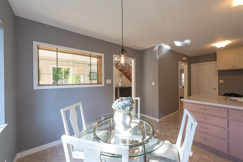 Breakfast Area (C) picture - 3320 Bryant St, Palo Alto 94306