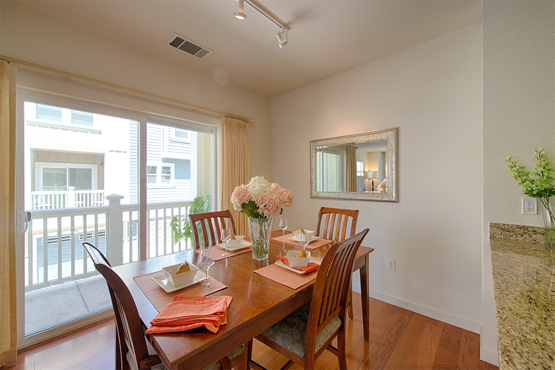 Dining Area (B) picture - 1911 Cambridge Dr, Mountain View 94043