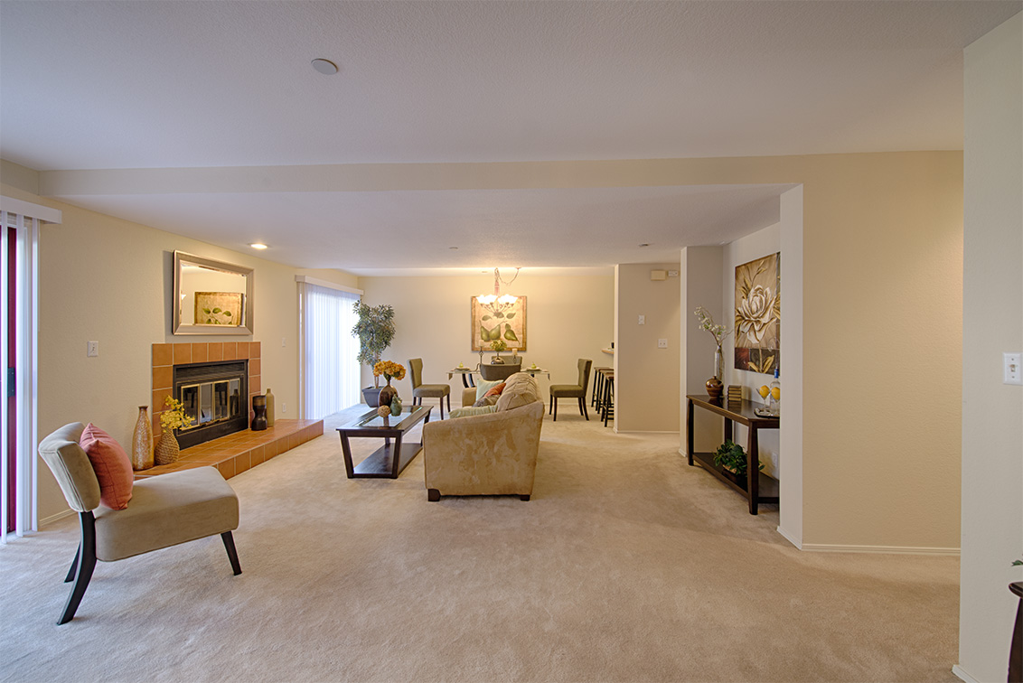 Living Room picture - 4159 El Camino Way, Unit B, Palo Alto 94306