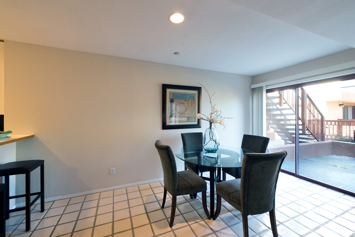 Dining Area picture - 4159 El Camino Way, Unit E, Palo Alto 94306