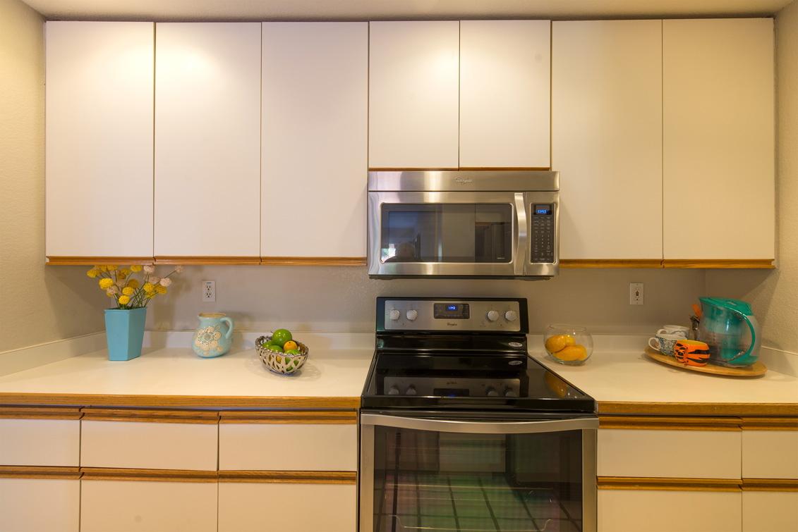 Kitchen picture - 4159 El Camino Way, Unit E, Palo Alto 94306