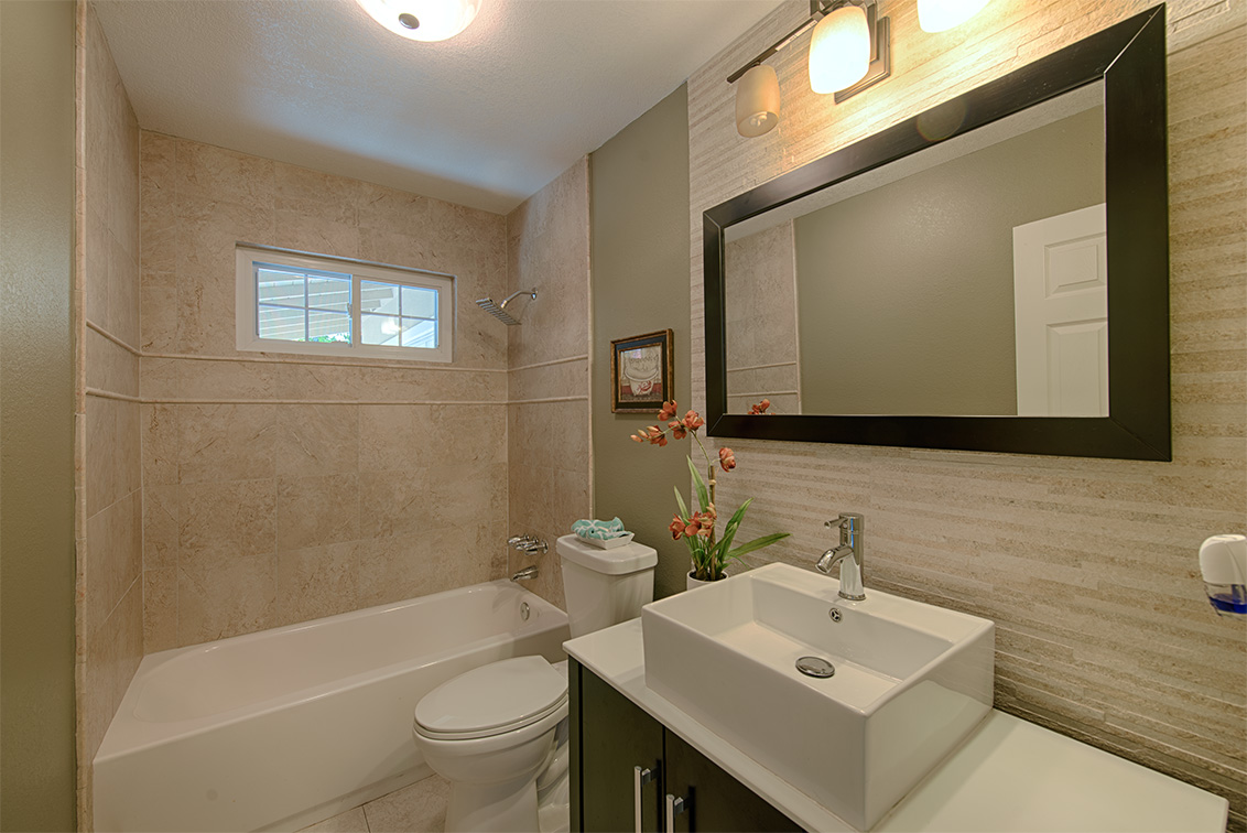 Bathroom 2 (A) Picture - 1932 Foxworthy Ave, San Jose 95124 Bathroom 2 (A) picture - 1932 Foxworthy Ave, San Jose 95124
