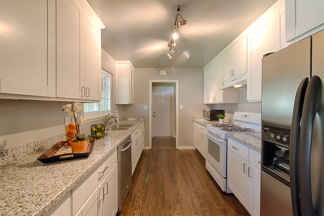 Kitchen (A) picture - 1932 Foxworthy Ave, San Jose 95124