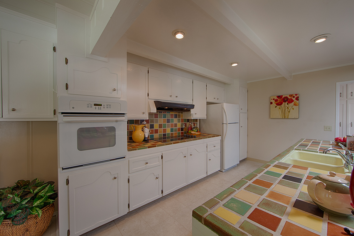 Kitchen (B) Picture - 170 Frederick Ct, Los Altos 94022 Kitchen (B) picture - 170 Frederick Ct, Los Altos 94022