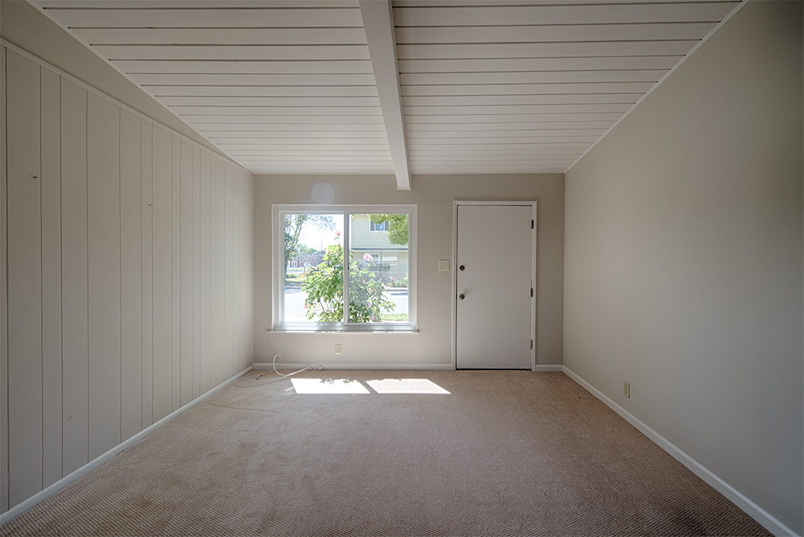Living Room (A) picture - 1304 Hill Ave, Menlo Park 94025