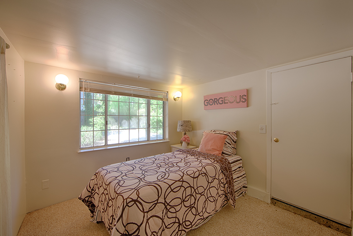 Downstairs Bedroom picture - 1321 Hopkins Ave, Palo Alto 94301