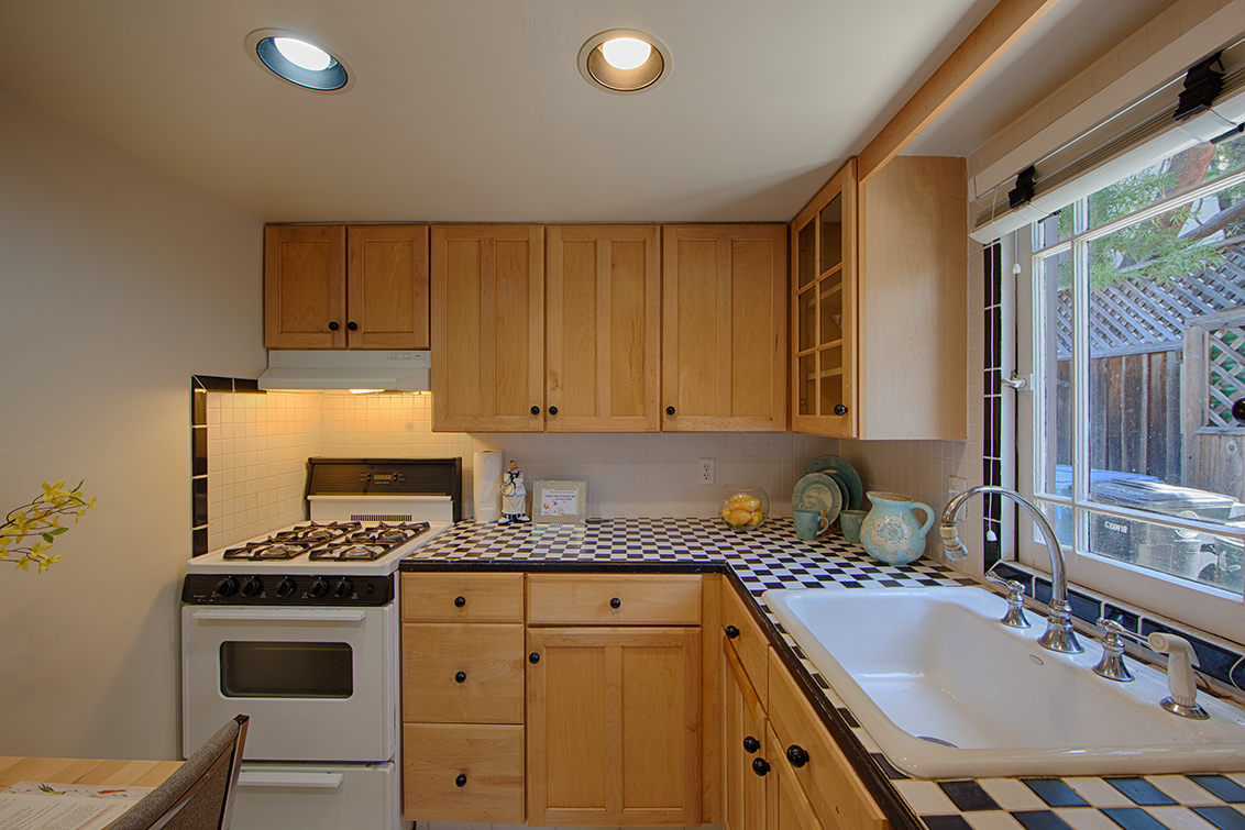 Downstairs Kitchen picture - 1321 Hopkins Ave, Palo Alto 94301