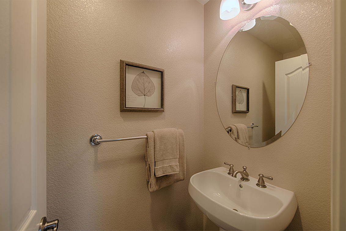 Half Bath (A) Picture - 1650 Lorient Ter, San Jose 94133 Half Bath (A) picture - 1650 Lorient Ter, San Jose 94133
