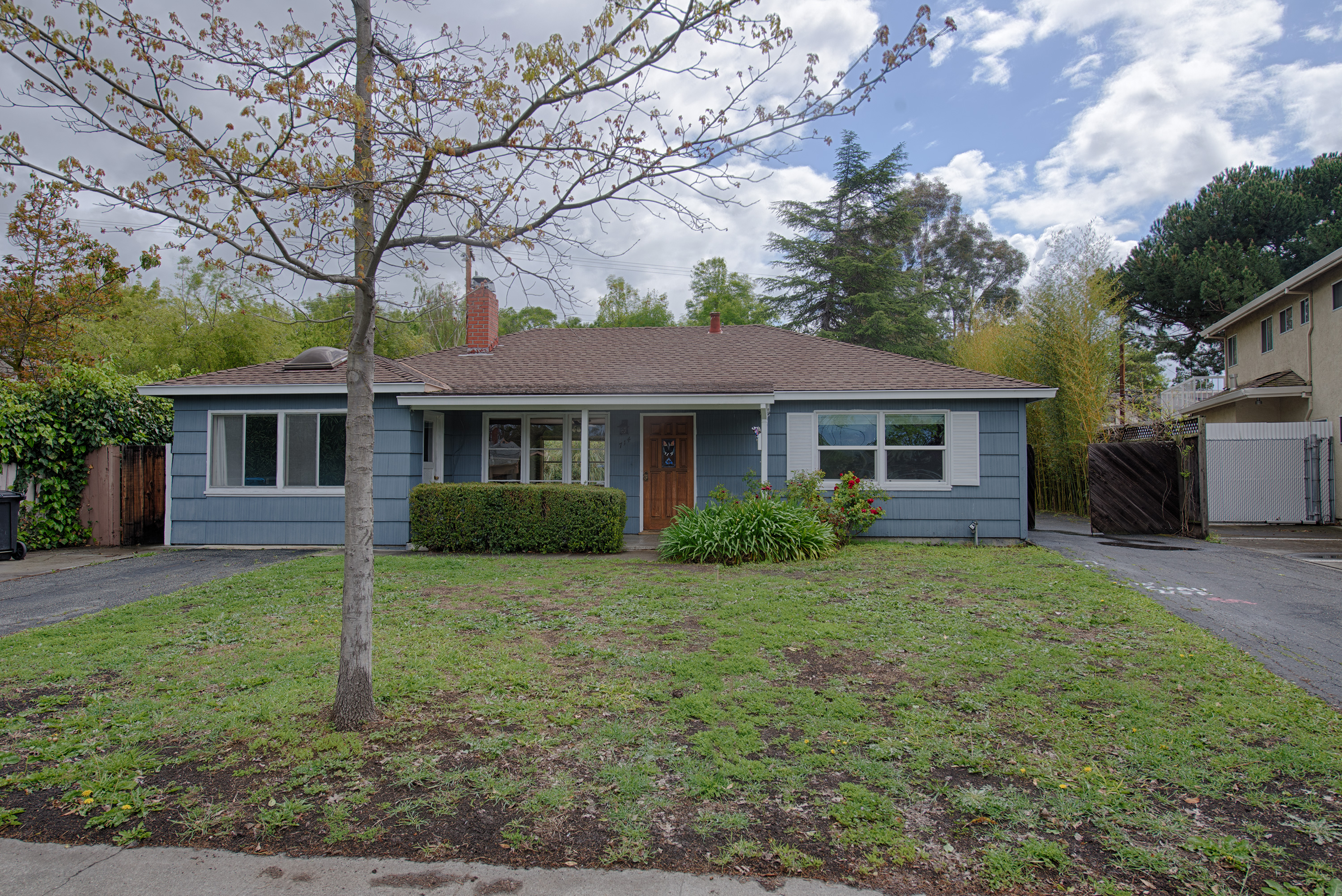 714 Montrose Ave - Palo Alto
