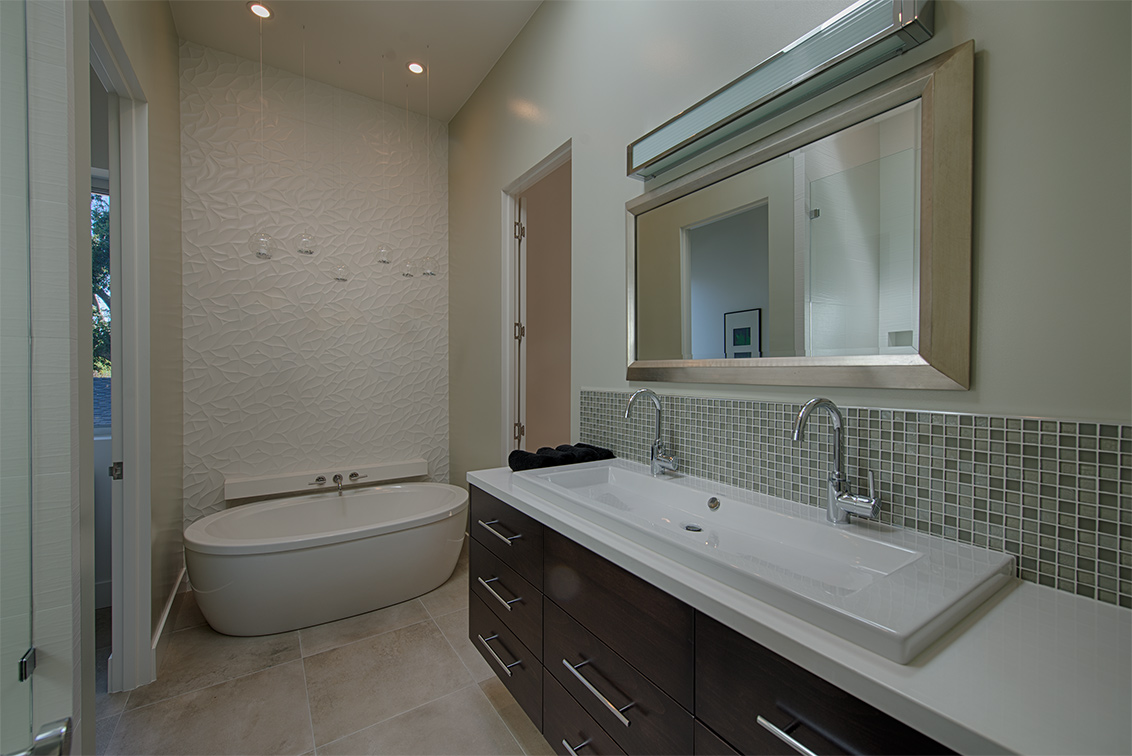 Master Bath (A) Picture - 462 Pettis Ave, Mountain View 94041 Master Bath (A) picture - 462 Pettis Ave, Mountain View 94041
