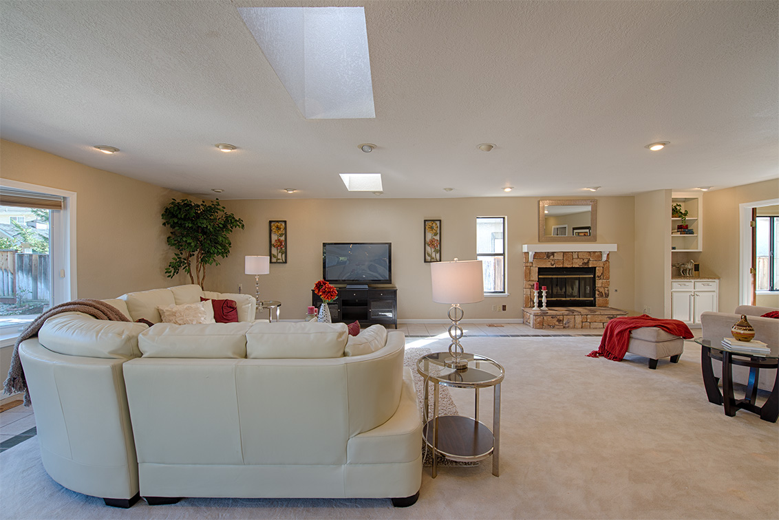 Family Room (A) picture - 22149 Rae Ln, Cupertino 95014