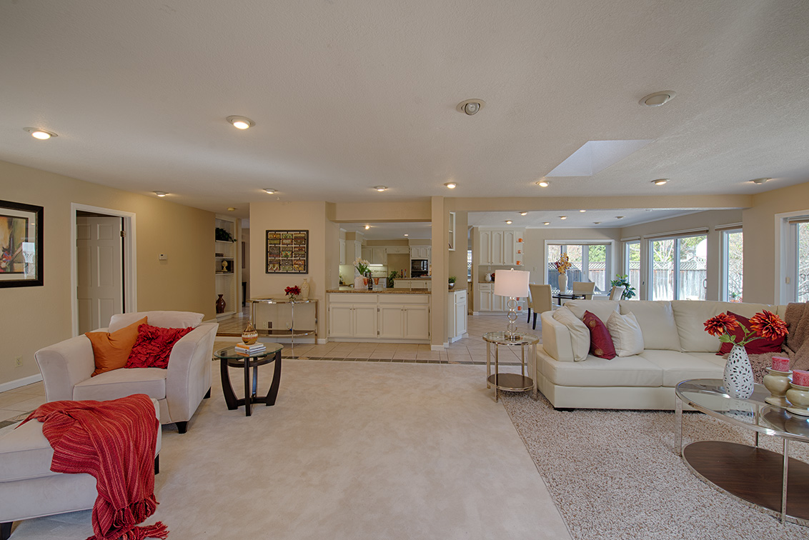 Family Room (B) picture - 22149 Rae Ln, Cupertino 95014