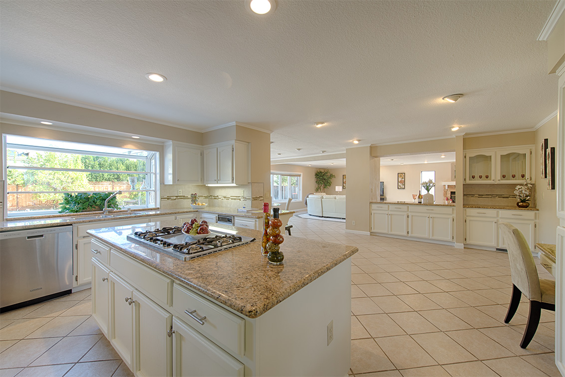 Kitchen (A) picture - 22149 Rae Ln, Cupertino 95014