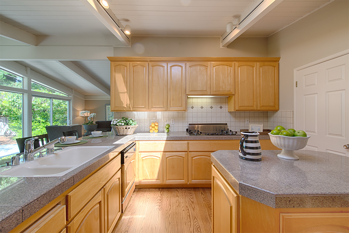Kitchen (B) picture - 3815 Ross Rd, Palo Alto 94303