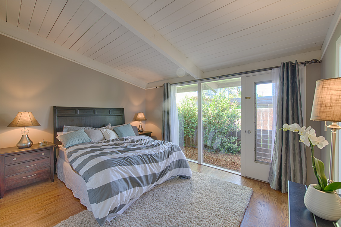 Master Bedroom (A) picture - 3815 Ross Rd, Palo Alto 94303