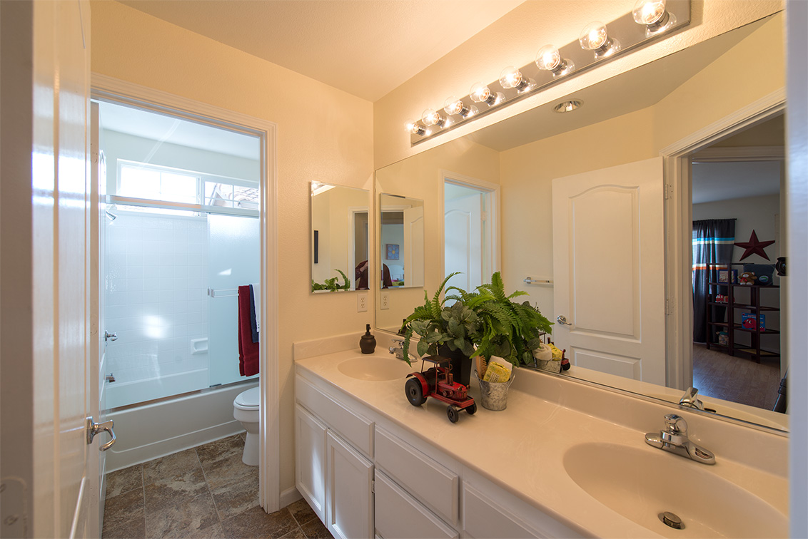 Bathroom 2 (A) picture - 2248 Schott Ct, Santa Clara 95054