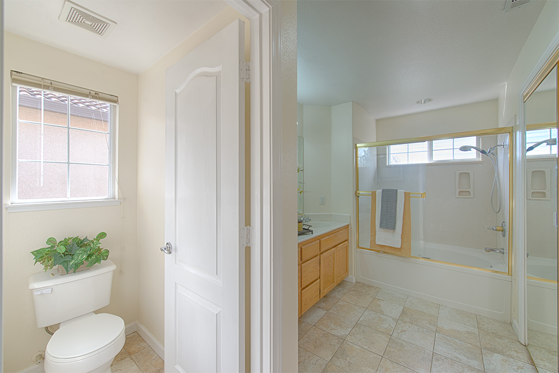 Master Bath (B) picture - 2248 Schott Ct, Santa Clara 95054