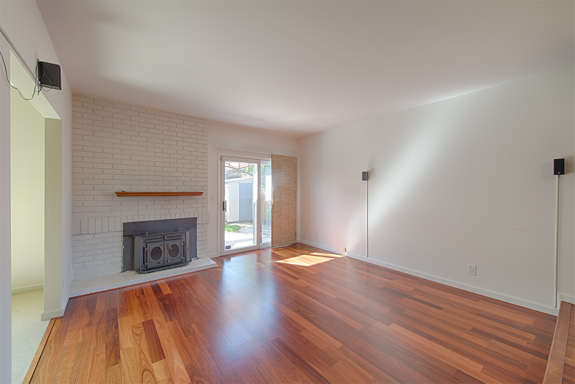 Family Room (A) picture - 651 Spruce Dr, Sunnyvale 94086