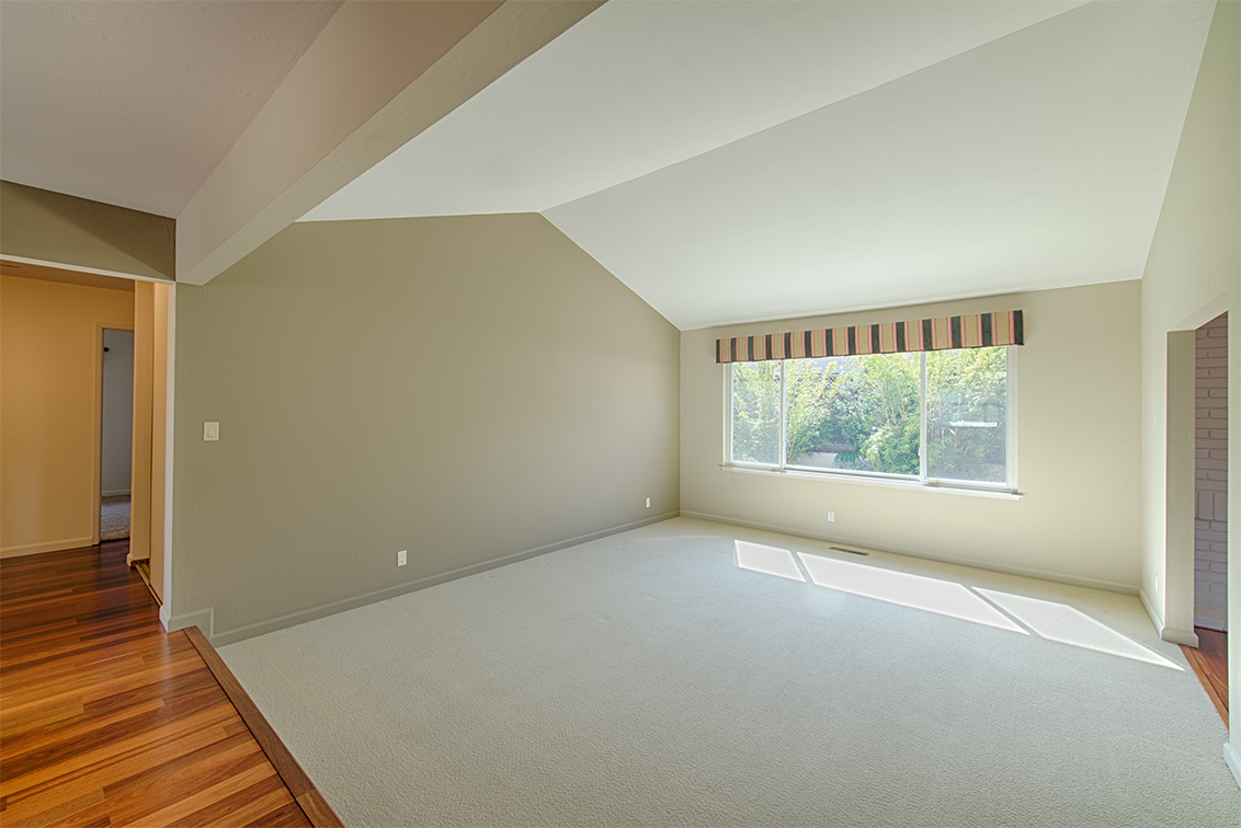 Living Room (A) picture - 651 Spruce Dr, Sunnyvale 94086