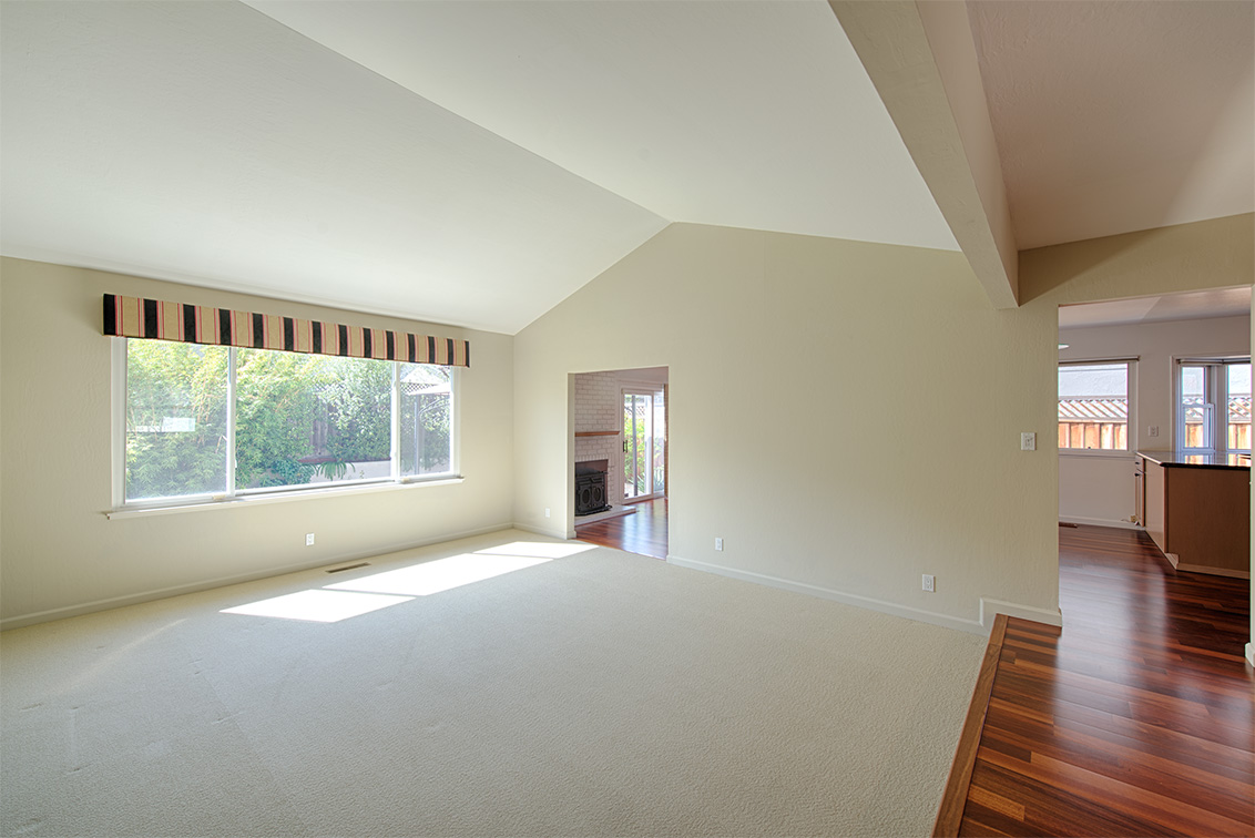 Living Room (C) picture - 651 Spruce Dr, Sunnyvale 94086