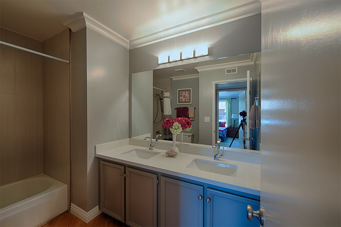 Bathroom 2 picture - 4152 Thain Way, Palo Alto 94306