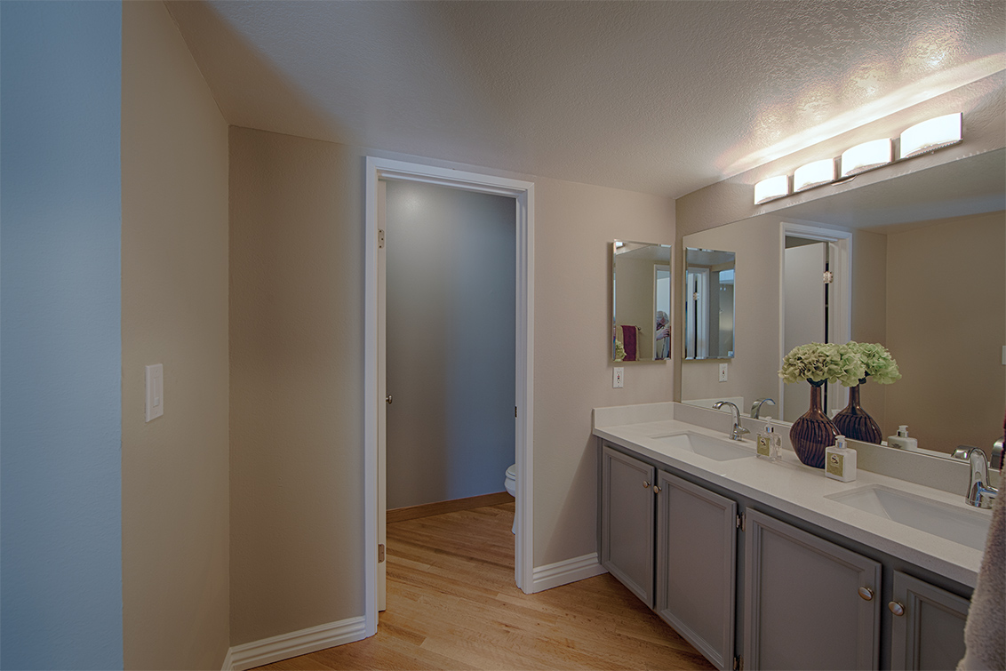 Master Bath picture - 4152 Thain Way, Palo Alto 94306