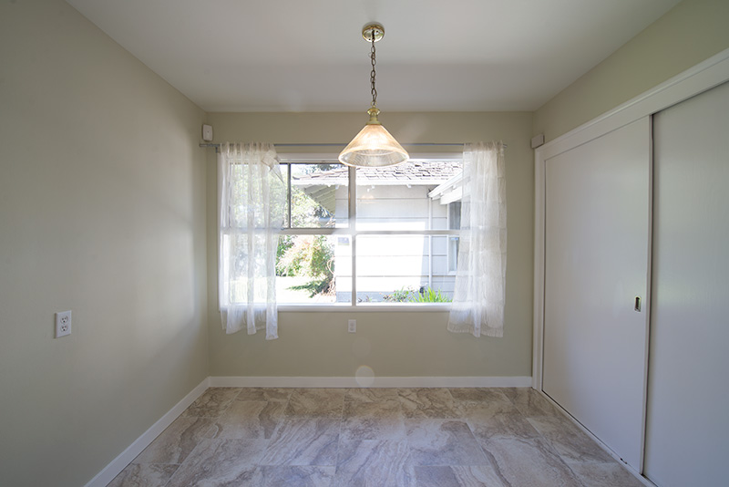 Breakfast Area picture - 291 Walter Hays Dr, Palo Alto